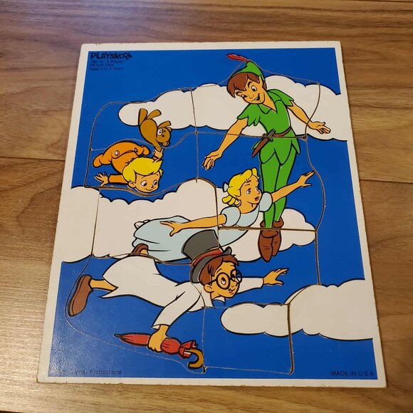 Vintage Playskool Peter Pan Puzzle 190-18  8 Piece Wooden Puzzle (Ages 2–4) - Picture 1 of 5